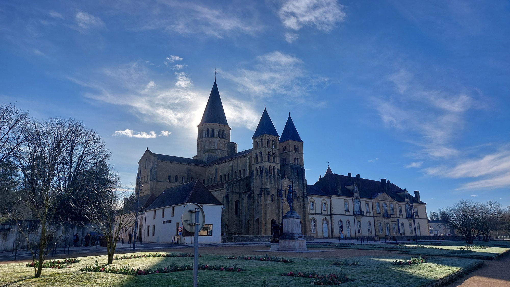 Les Amis de la Basilique romane de Paray-le-Monial 71 Saône-et-Loire Architecture Histoire tourisme église (12)