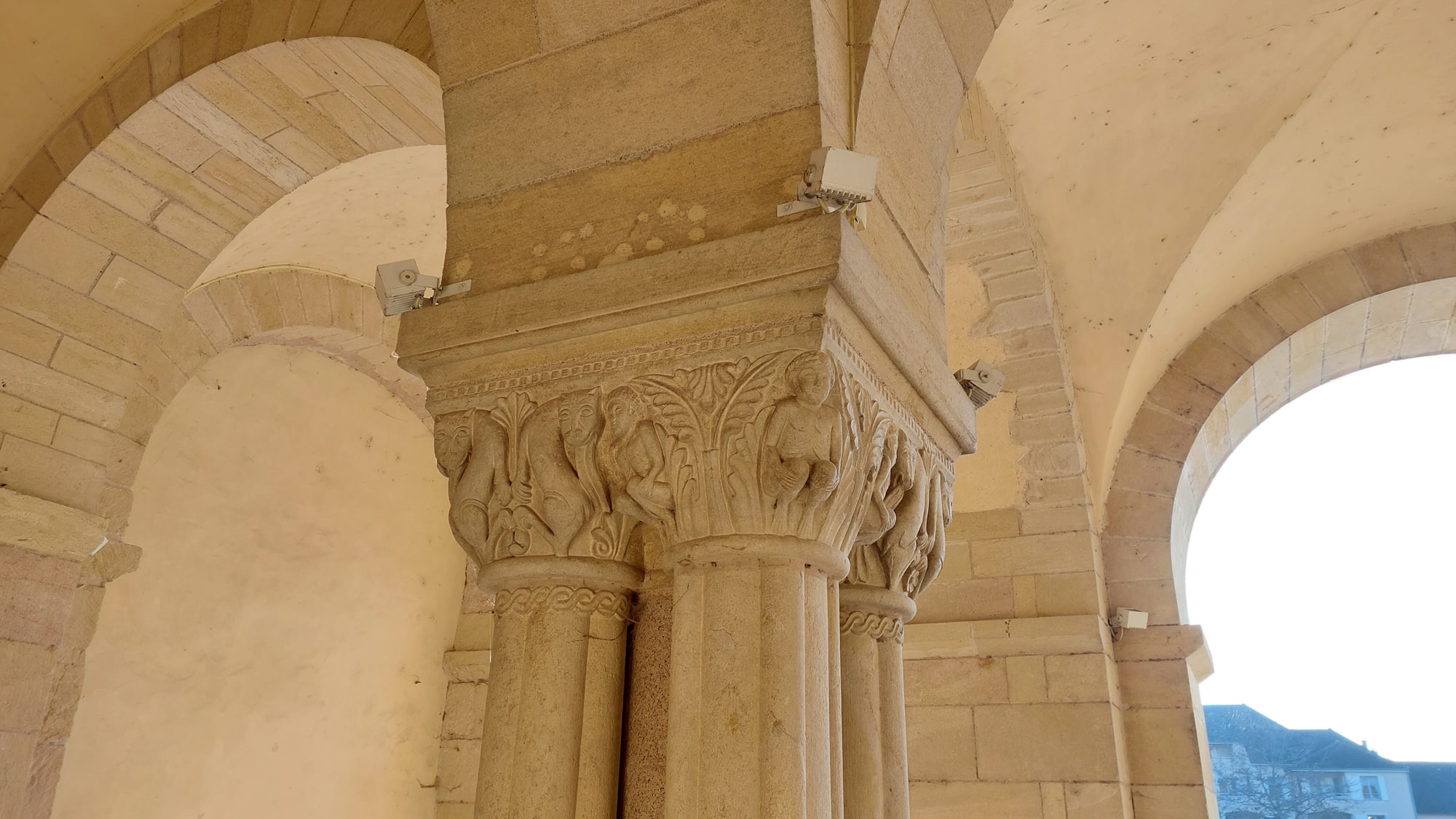 Les Amis de la Basilique romane de Paray-le-Monial 71 Saône-et-Loire Architecture Histoire tourisme église (44)